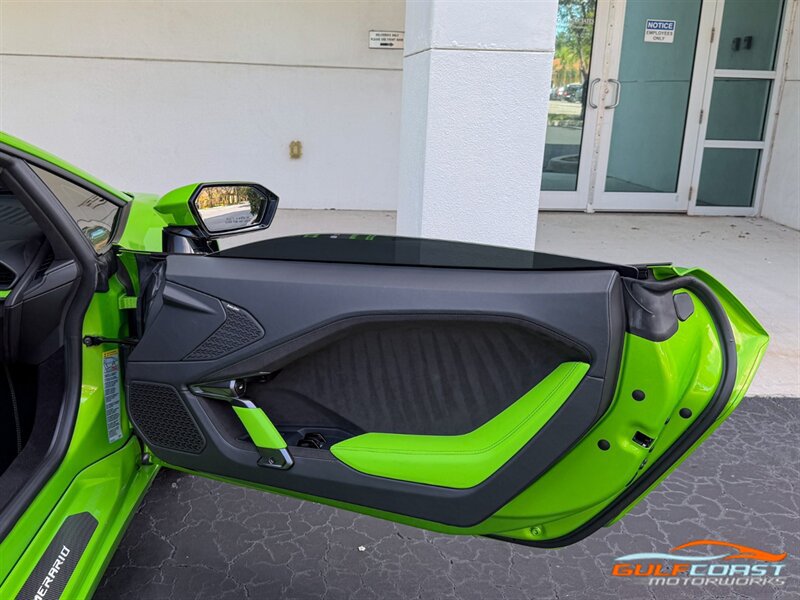 Used 2026 Lamborghini Temerario AWD/4WD image 31