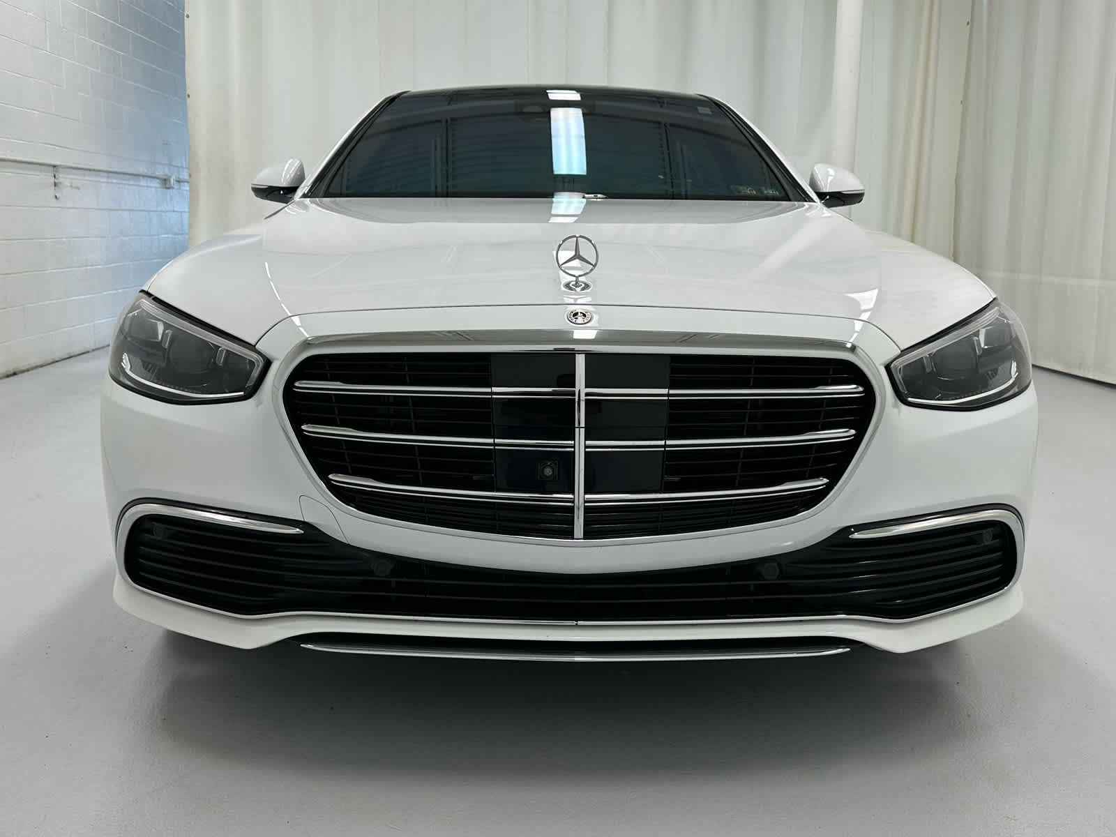 Used 2024 Mercedes-Benz S 580 4MATIC Sedan image 5