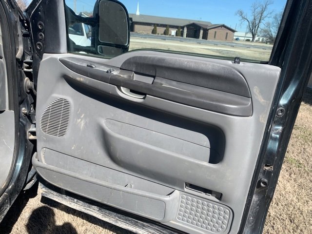Used 2004 Ford F250 XL image 8