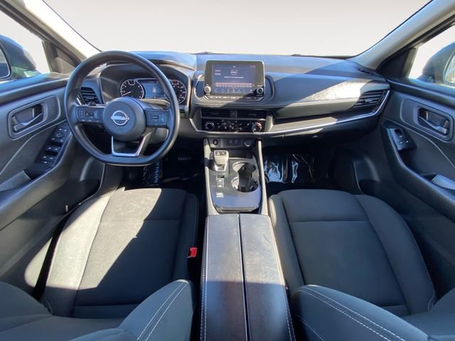 Used 2024 Nissan Rogue S image 10