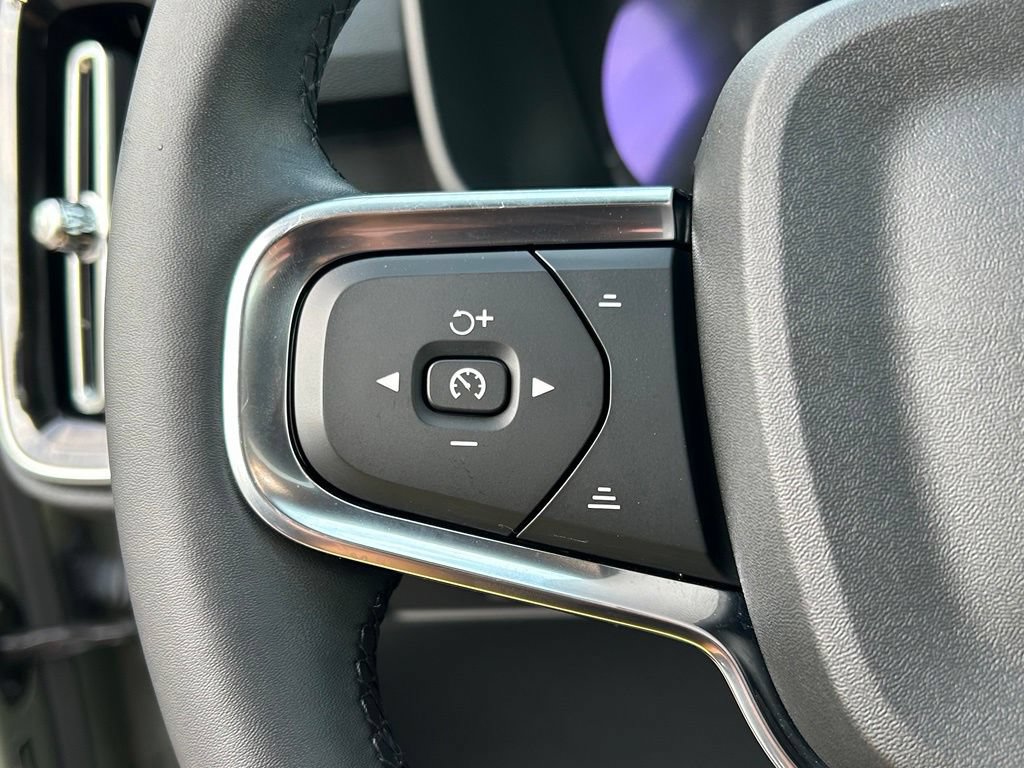 Used 2023 Volvo XC40 Recharge Ultimate AWD/4WD image 20