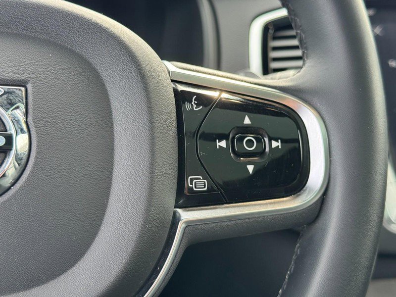 Certified 2024 Volvo XC90 T8 Ultimate w/ Protection Package Premier image 19