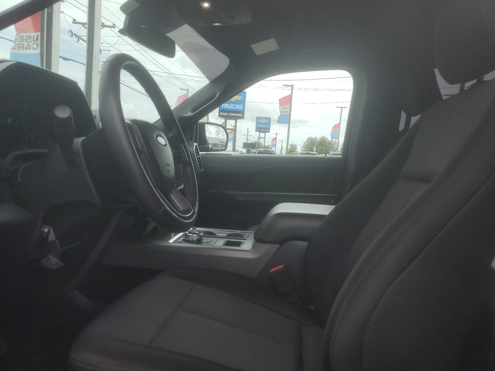 Used 2020 Ford Expedition XLT RWD image 8