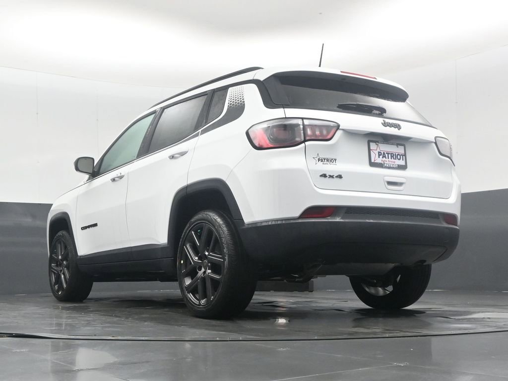 New 2026 Jeep Compass Latitude AWD/4WD image 38