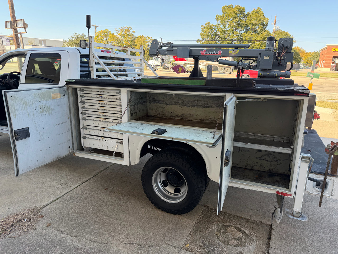 Used 2018 RAM 3500 Tradesman w/ Chrome Appearance Group image 29