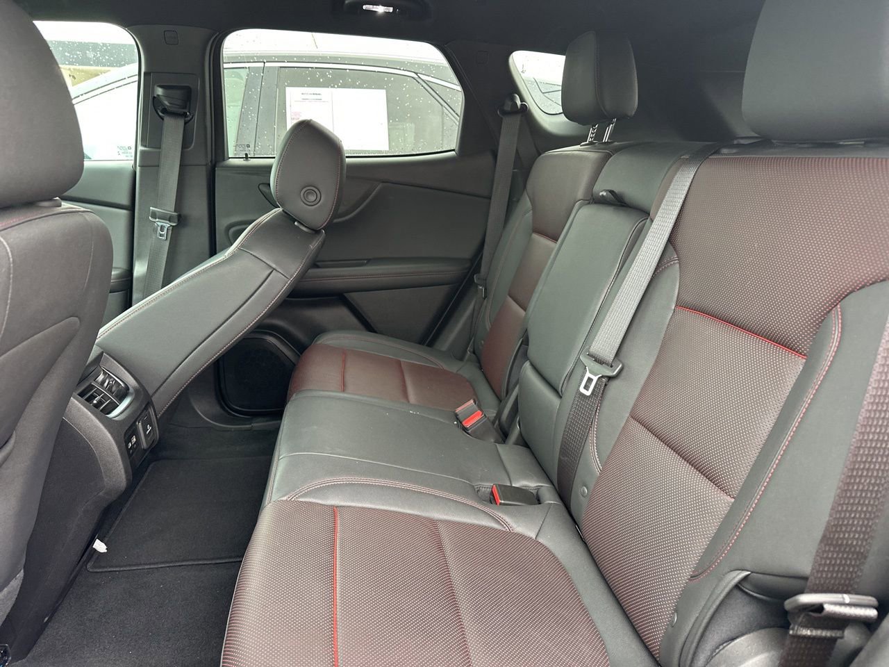 Used 2025 Chevrolet Blazer RS FWD image 12