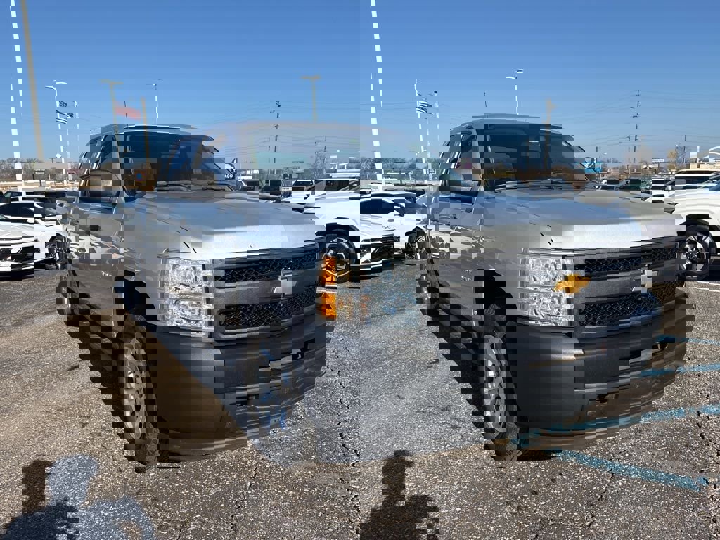 Used 2012 Chevrolet Silverado 1500 W/T image 3