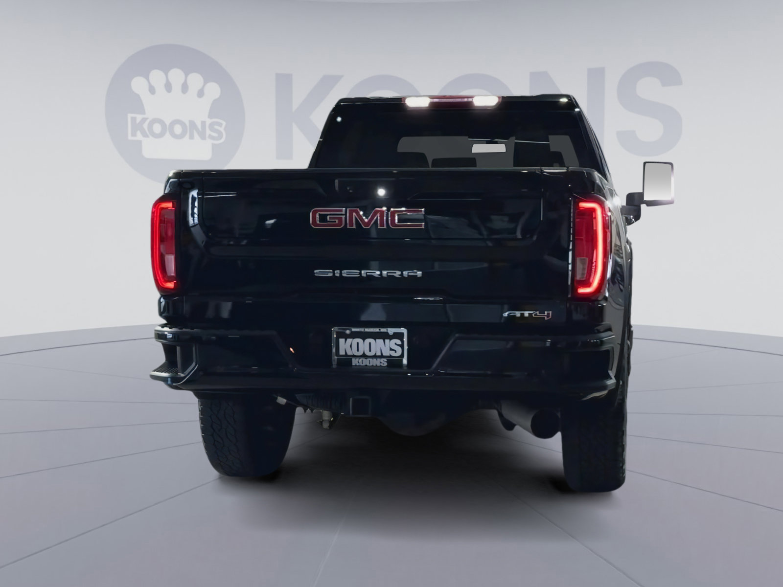 Used 2023 GMC Sierra 3500 AT4 image 10