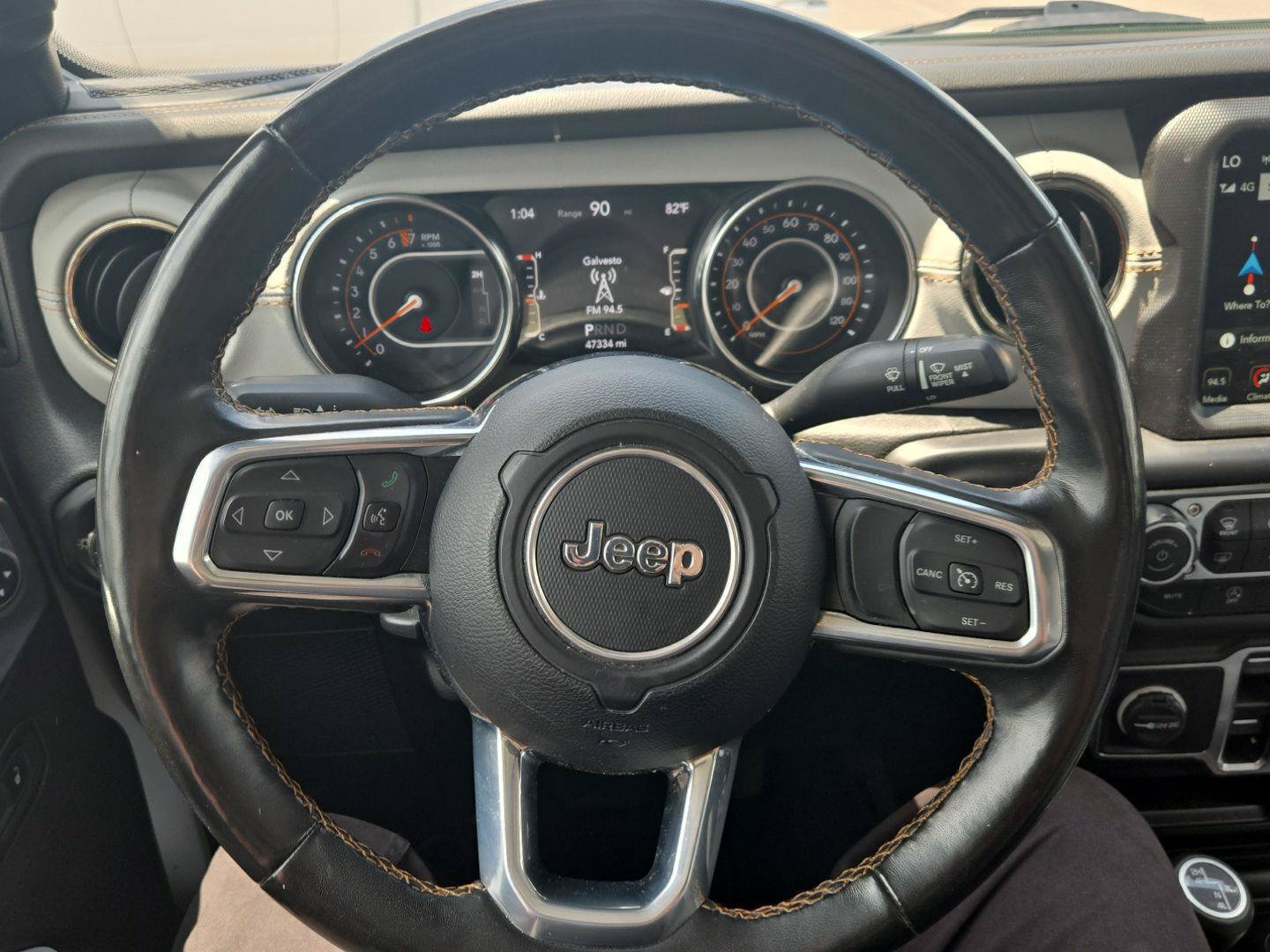 Used 2022 Jeep Gladiator Overland AWD/4WD image 18