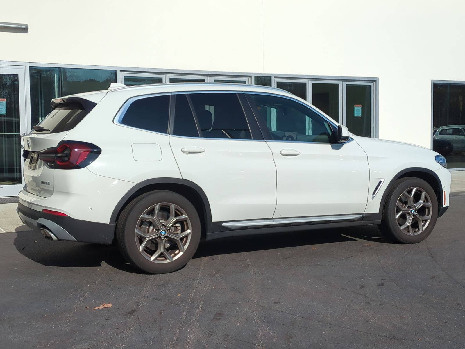 Certified 2023 BMW X3 sDrive30i w/ Premium Package image 10