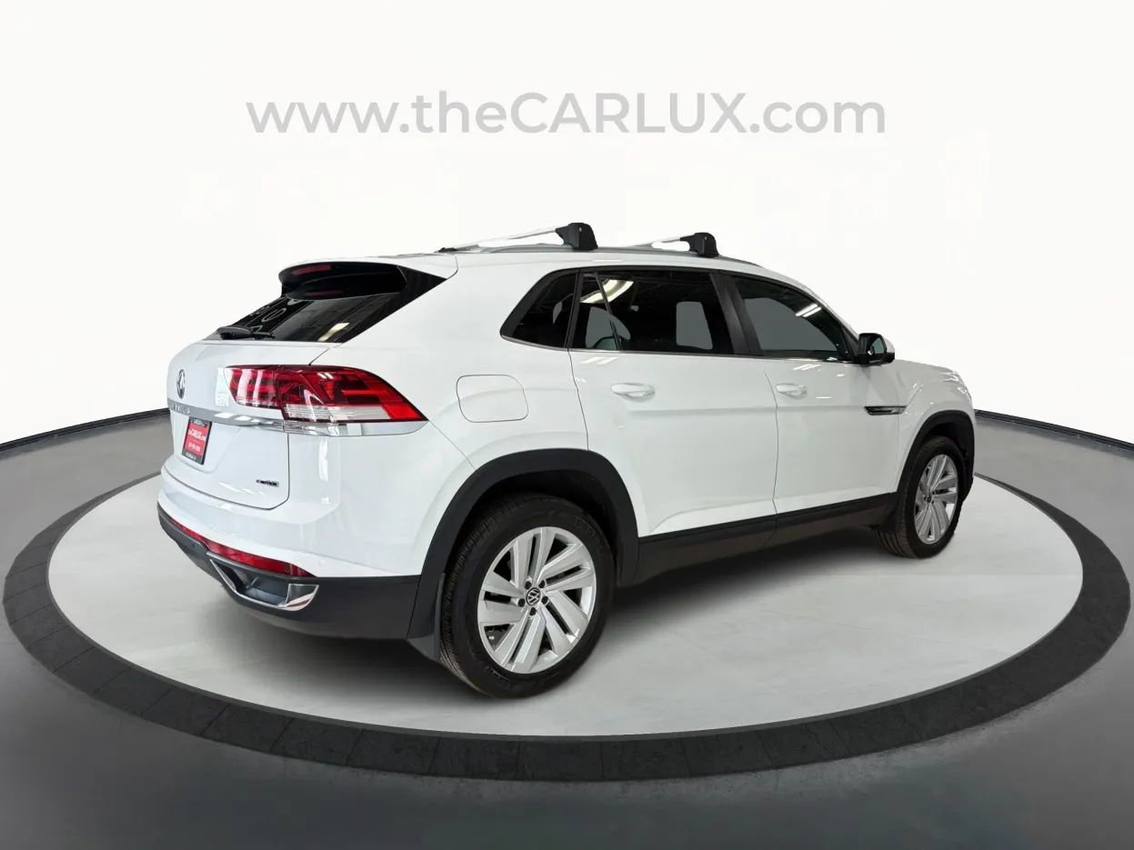 Used 2022 Volkswagen Atlas Cross Sport SE image 7