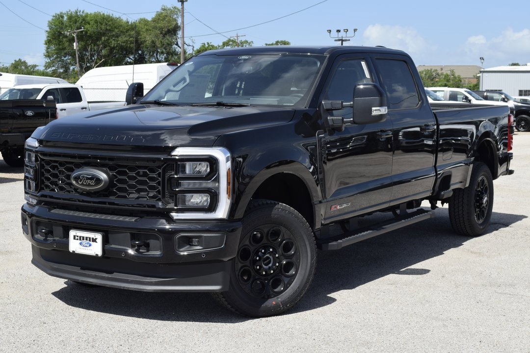 New 2025 Ford F350 Lariat w/ Lariat Ultimate Package