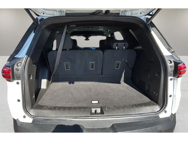 Used 2023 Chevrolet Traverse LT FWD image 31