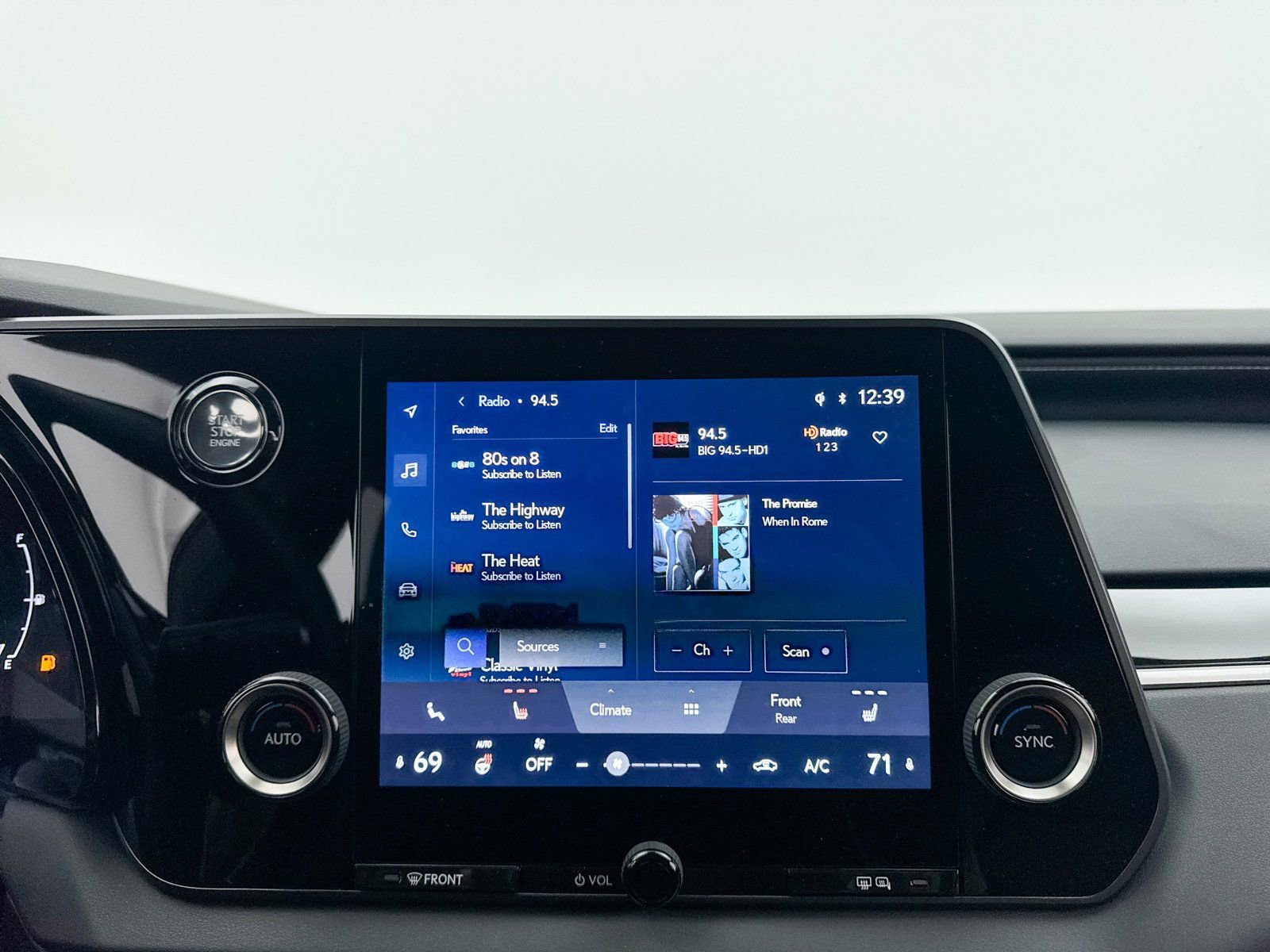 Used 2024 Lexus RX 350 FWD w/ Technology Package image 25