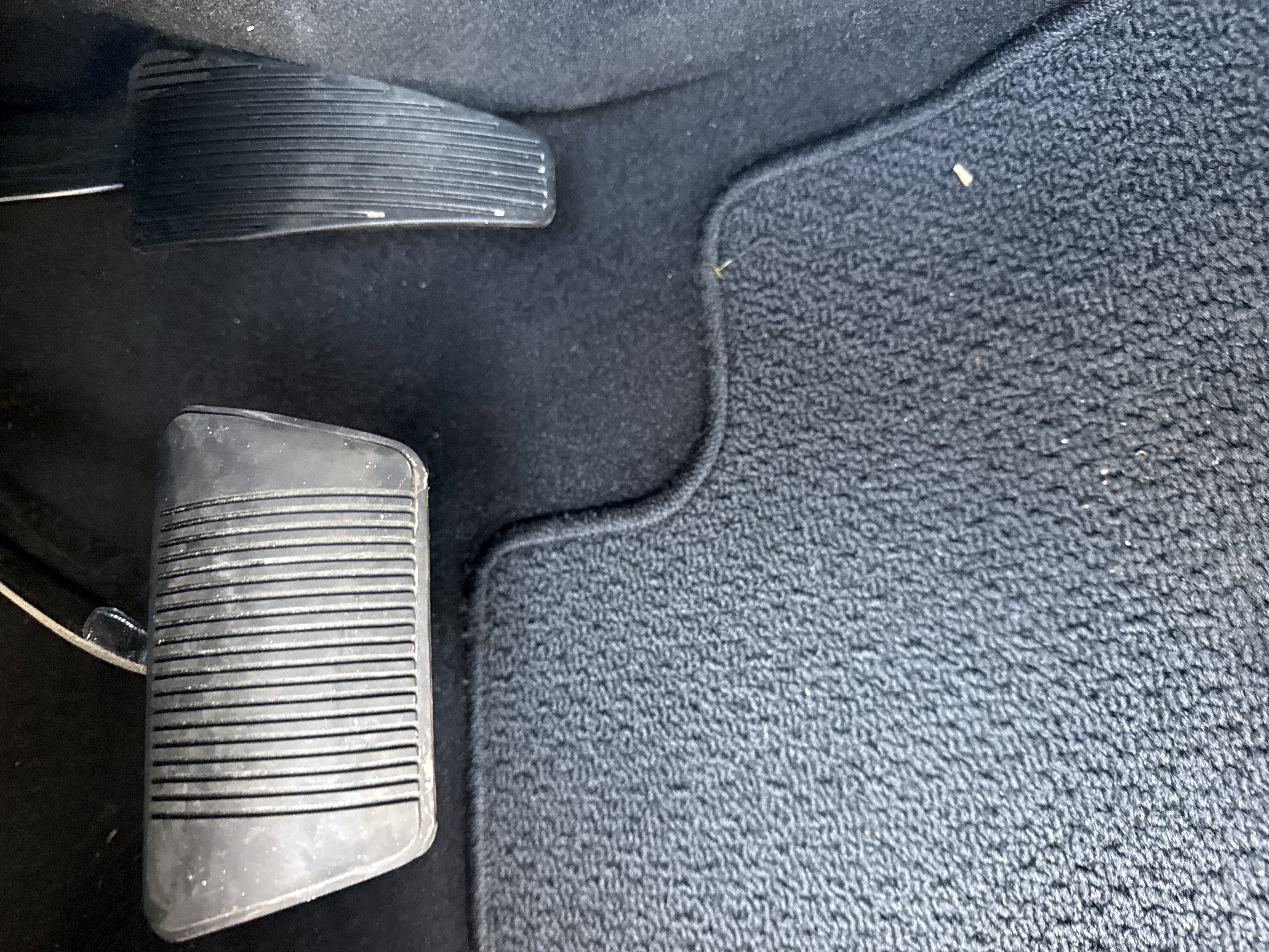 Used 2024 RAM 2500 Laramie w/ Safety Group image 17