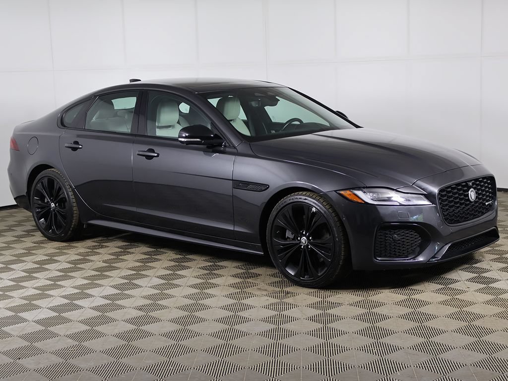 Used 2024 Jaguar XF R-Dynamic SE AWD/4WD image 2