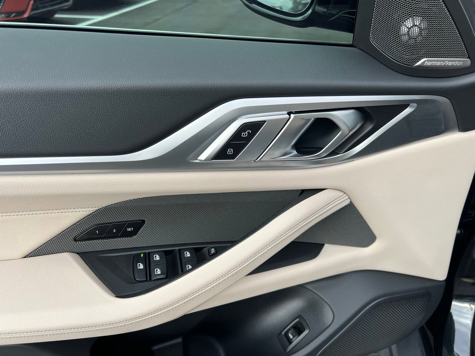 Used 2023 BMW i4 eDrive40 w/ Premium Package image 24