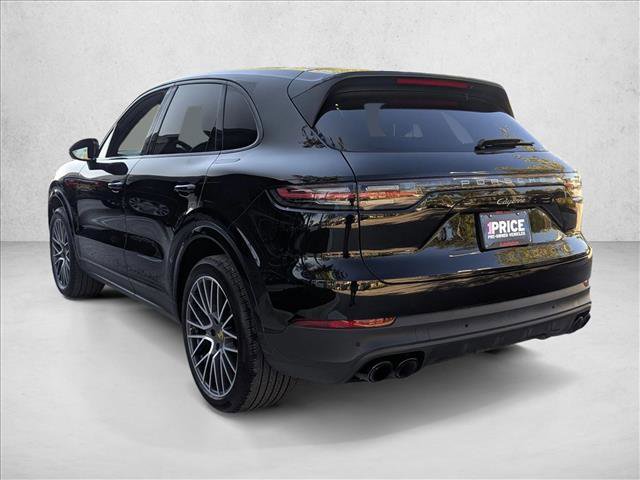 Used 2023 Porsche Cayenne Platinum Edition image 8