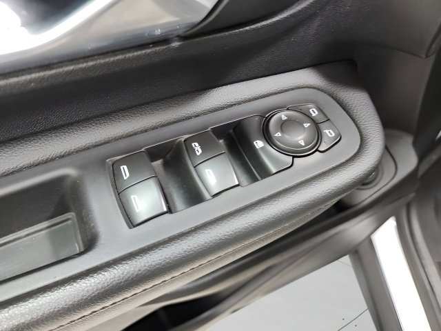 Used 2020 GMC Terrain SLE w/ Driver Convenience Package image 24