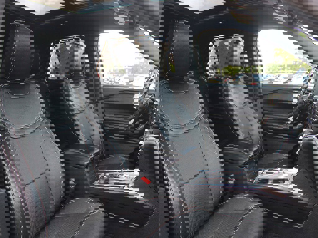 Used 2020 Ford Explorer ST w/ Premium Technology Package image 22