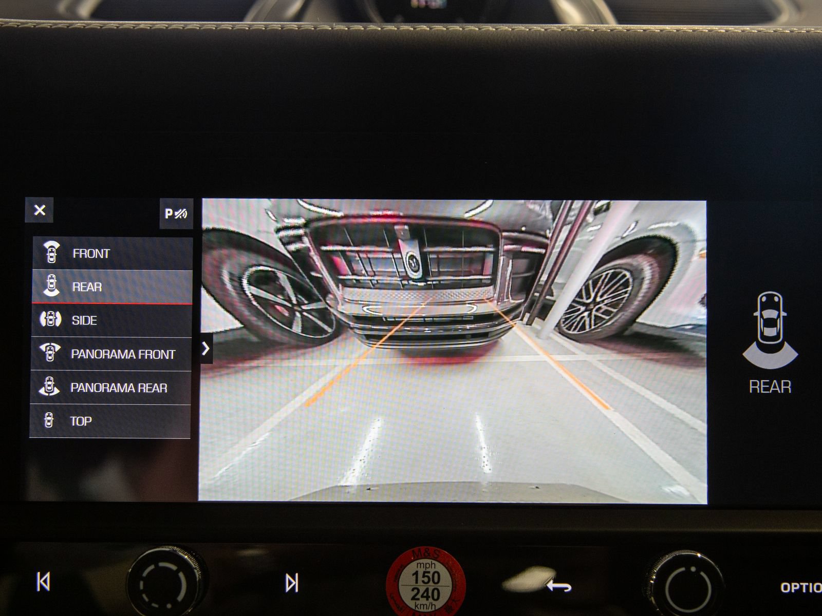 New 2026 Porsche Macan AWD/4WD image 20
