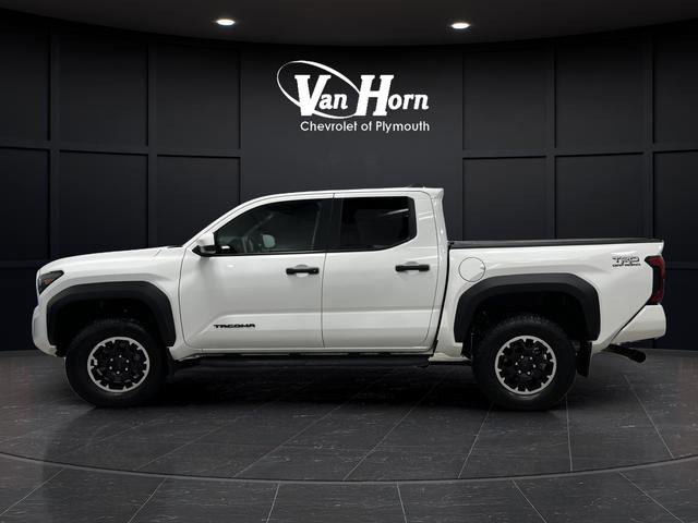 Used 2024 Toyota Tacoma TRD Off-Road image 11