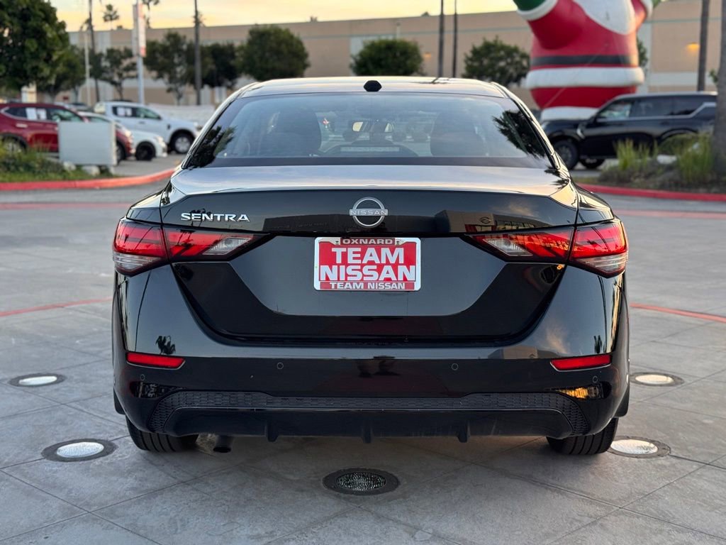 Certified 2025 Nissan Sentra SV image 7