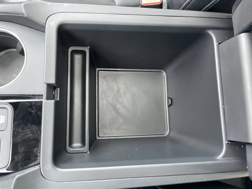 Certified 2025 Honda Pilot Touring image 21