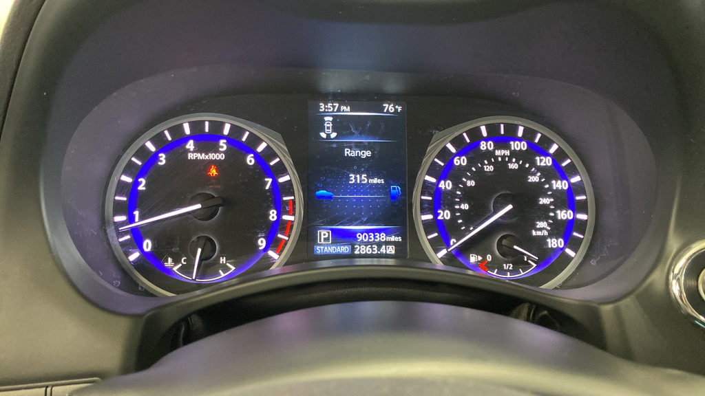 Used 2017 INFINITI Q60 Red Sport 400 AWD/4WD image 17