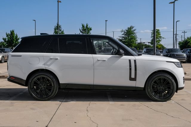 New 2026 Land Rover Range Rover Long Wheelbase SE AWD/4WD image 8