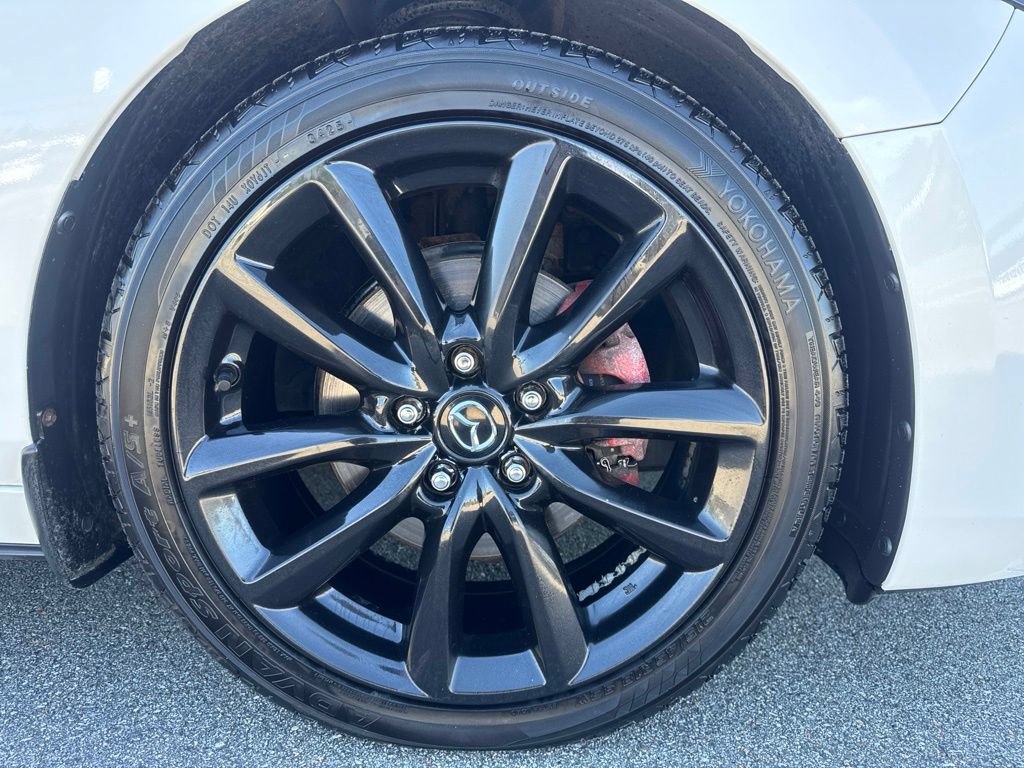 Used 2019 MAZDA MAZDA3 AWD Hatchback w/ Premium Pkg image 6