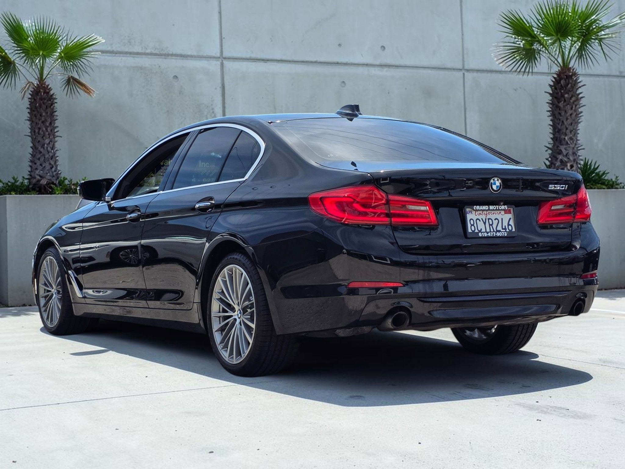 Used 2018 BMW 530i RWD image 5