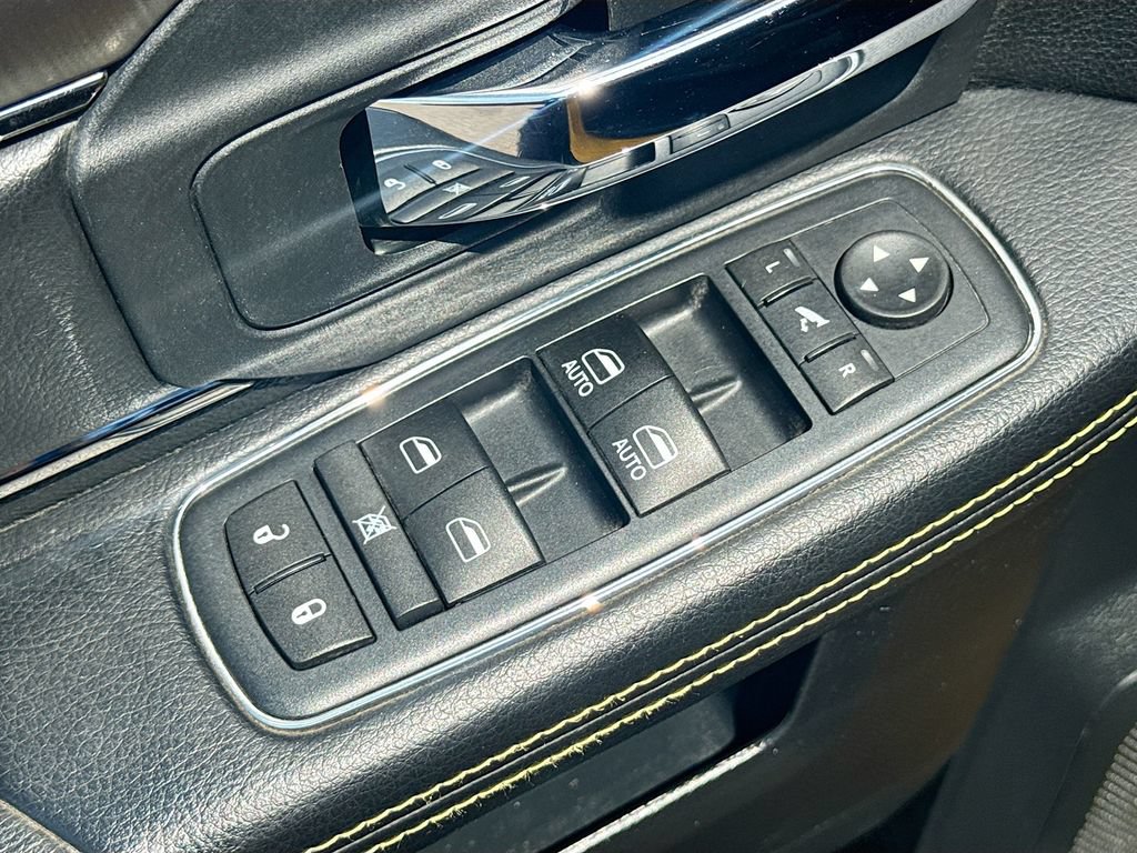 Used 2016 RAM 1500 Sport w/ Stinger Yellow Sport Package AWD/4WD image 16