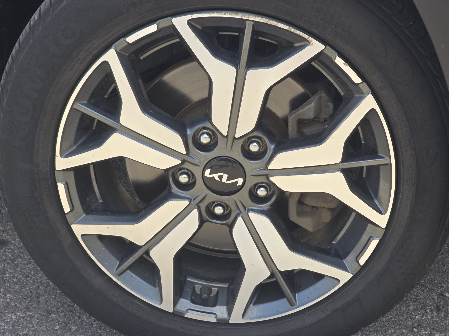 Used 2023 Kia Seltos EX AWD/4WD image 11