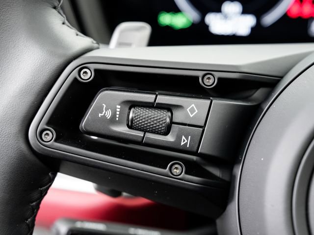 Certified 2025 Porsche Cayenne image 14