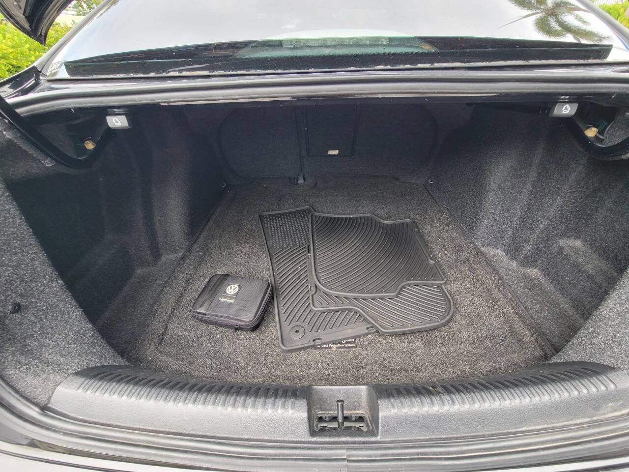 Used 2015 Volkswagen Jetta Sport image 11