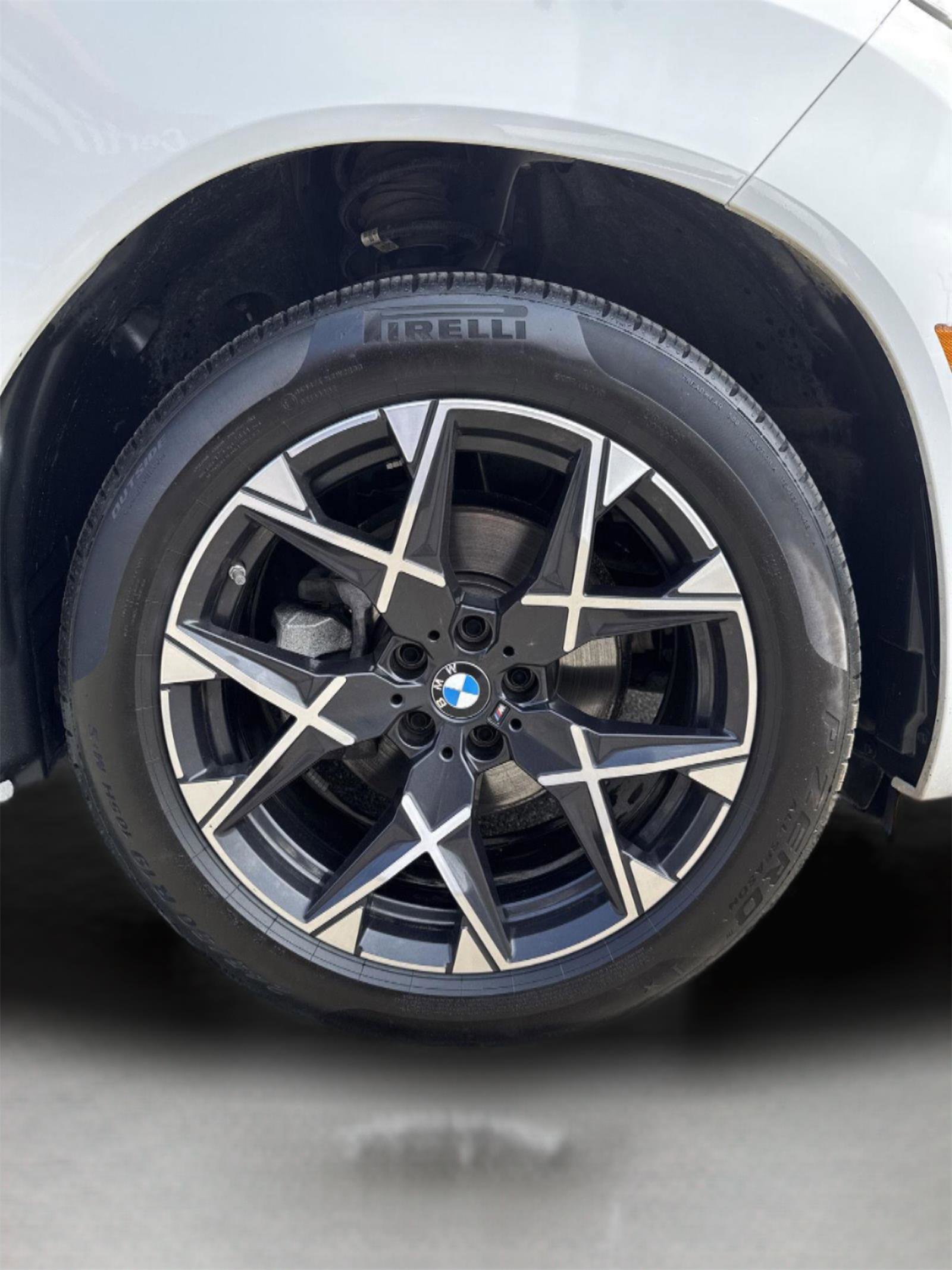 Used 2025 BMW X3 xDrive30i w/ Premium Package image 12