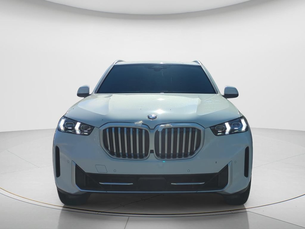 New 2026 BMW X5 sDrive40i w/ Premium Package RWD image 2