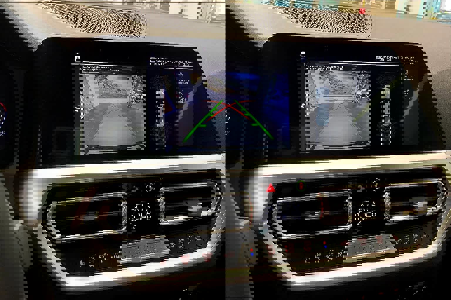 Used 2022 BMW 430i Coupe w/ M Sport Package image 27