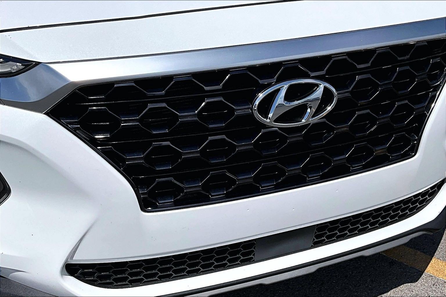 Used 2019 Hyundai Santa Fe SE FWD image 29
