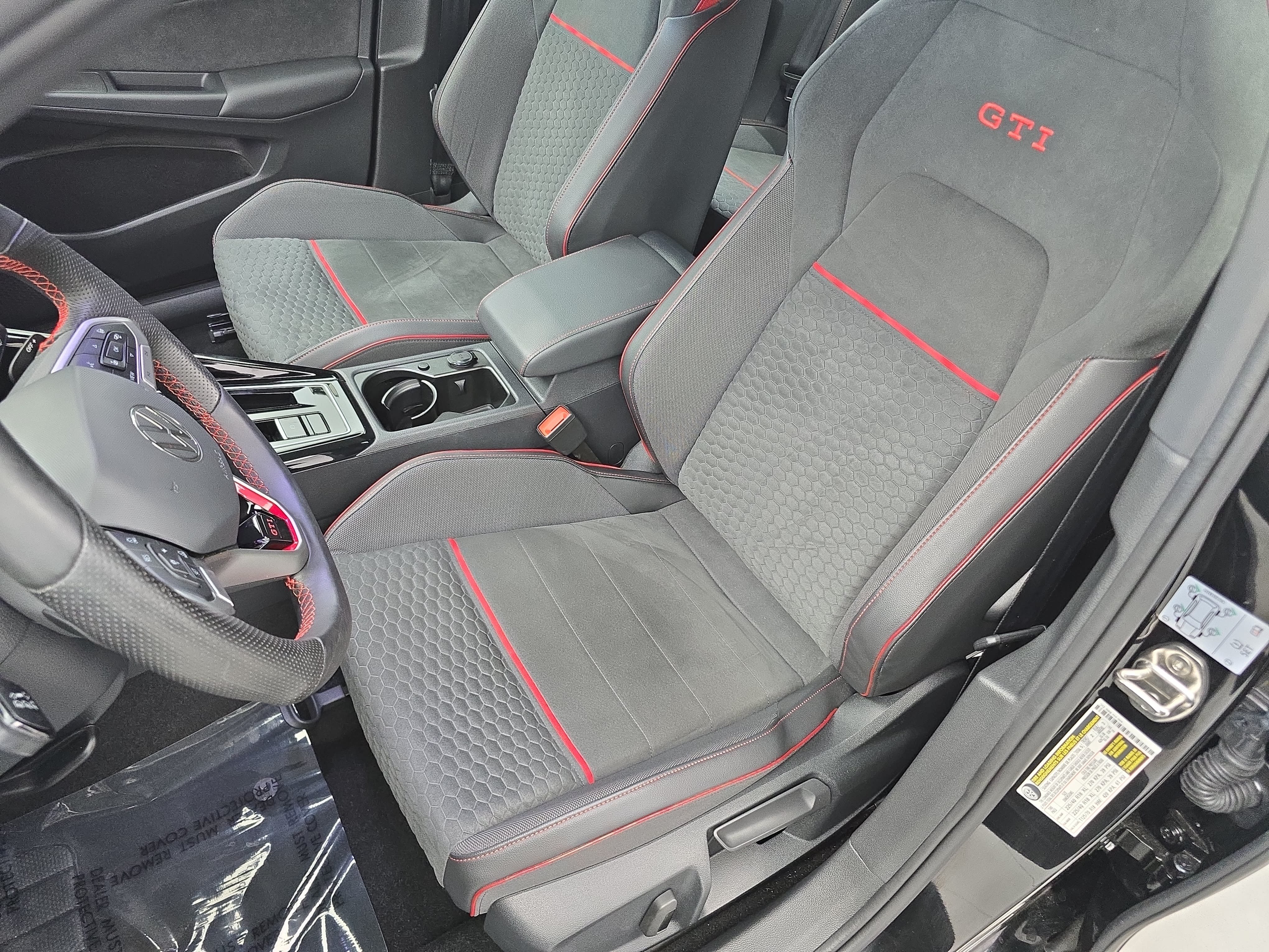 Used 2025 Volkswagen GTI SE FWD image 14