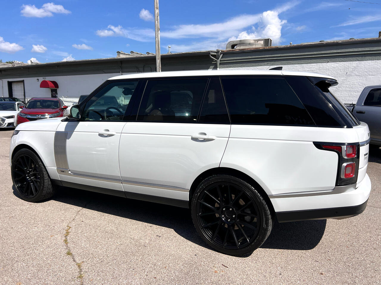 Used 2018 Land Rover Range Rover Long Wheelbase Supercharged image 5