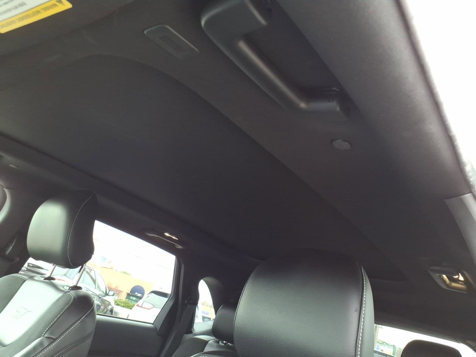 Used 2019 Ford Edge ST w/ Equipment Group 401A image 16