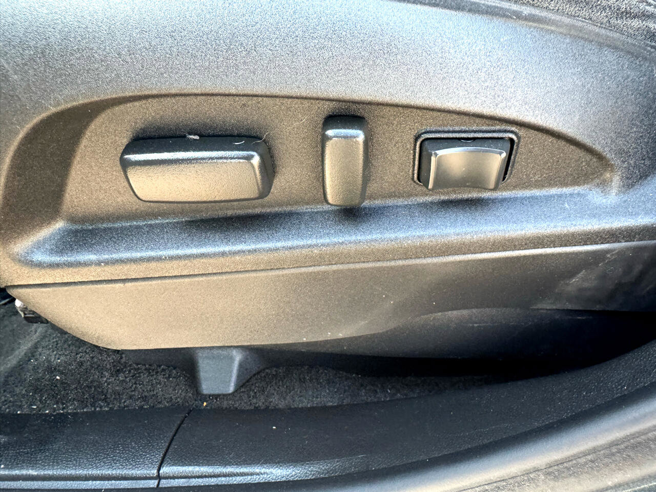 Used 2017 Chevrolet Equinox LS image 26