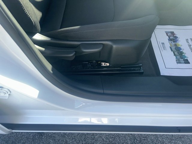 Used 2024 Chevrolet Malibu LT image 29