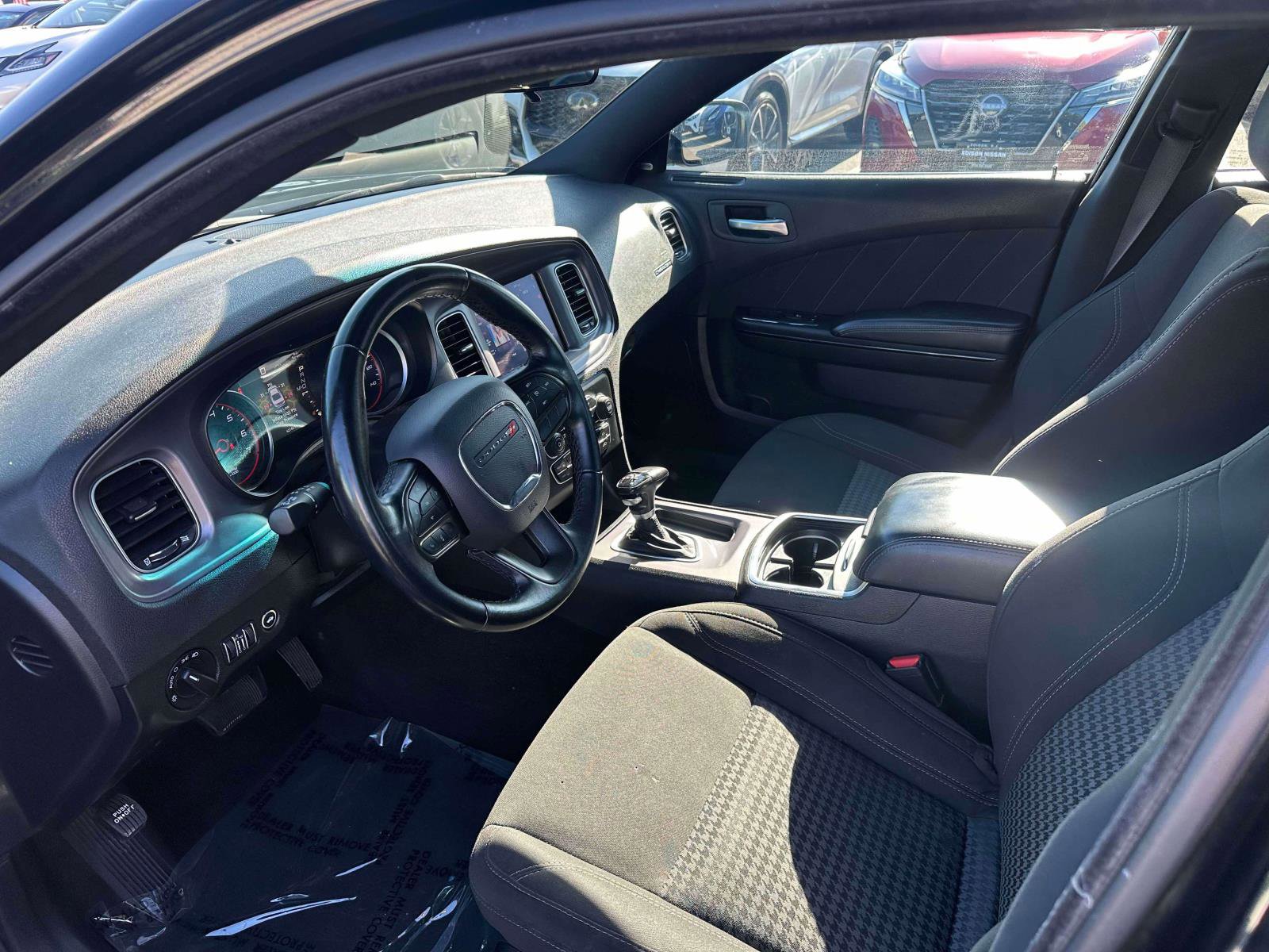 Used 2023 Dodge Charger SXT image 15