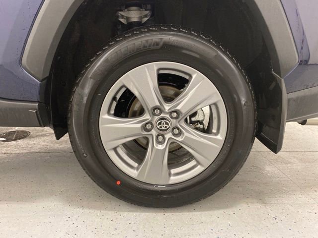Used 2025 Toyota RAV4 XLE w/ Convenience Package image 10