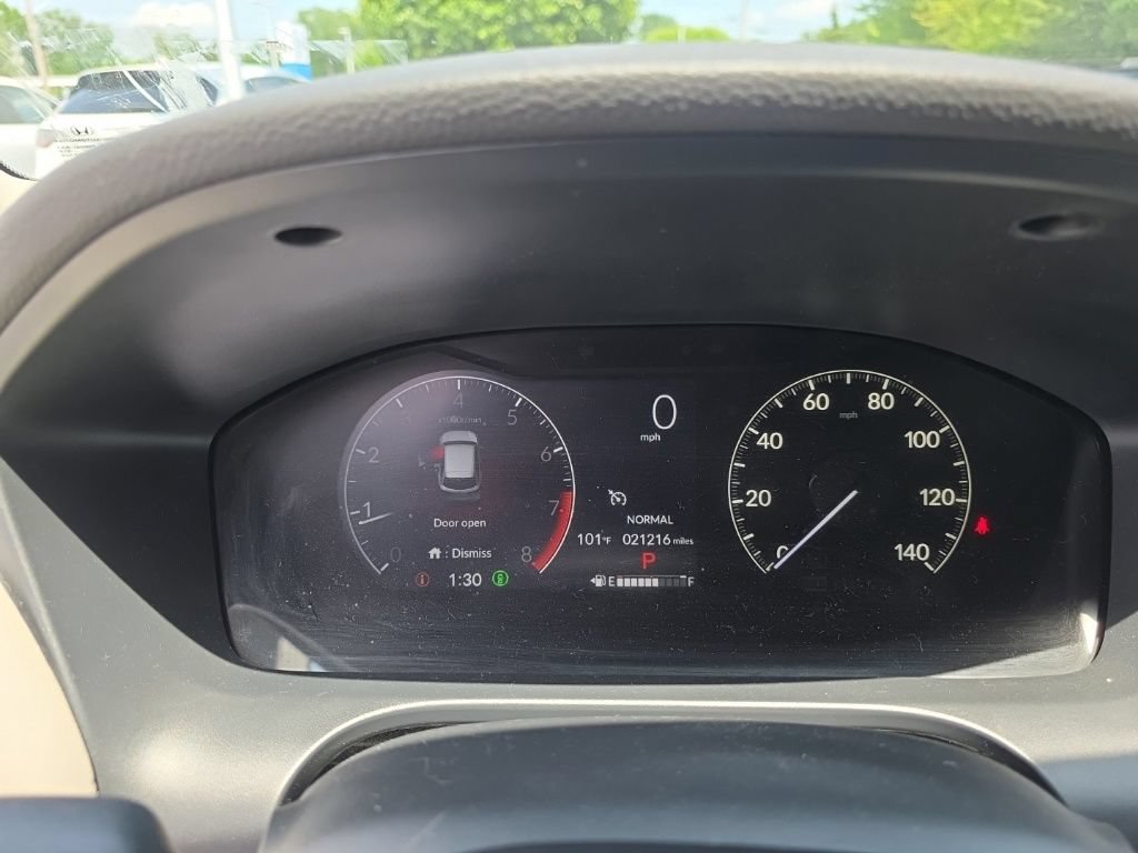 Used 2024 Honda HR-V LX image 15