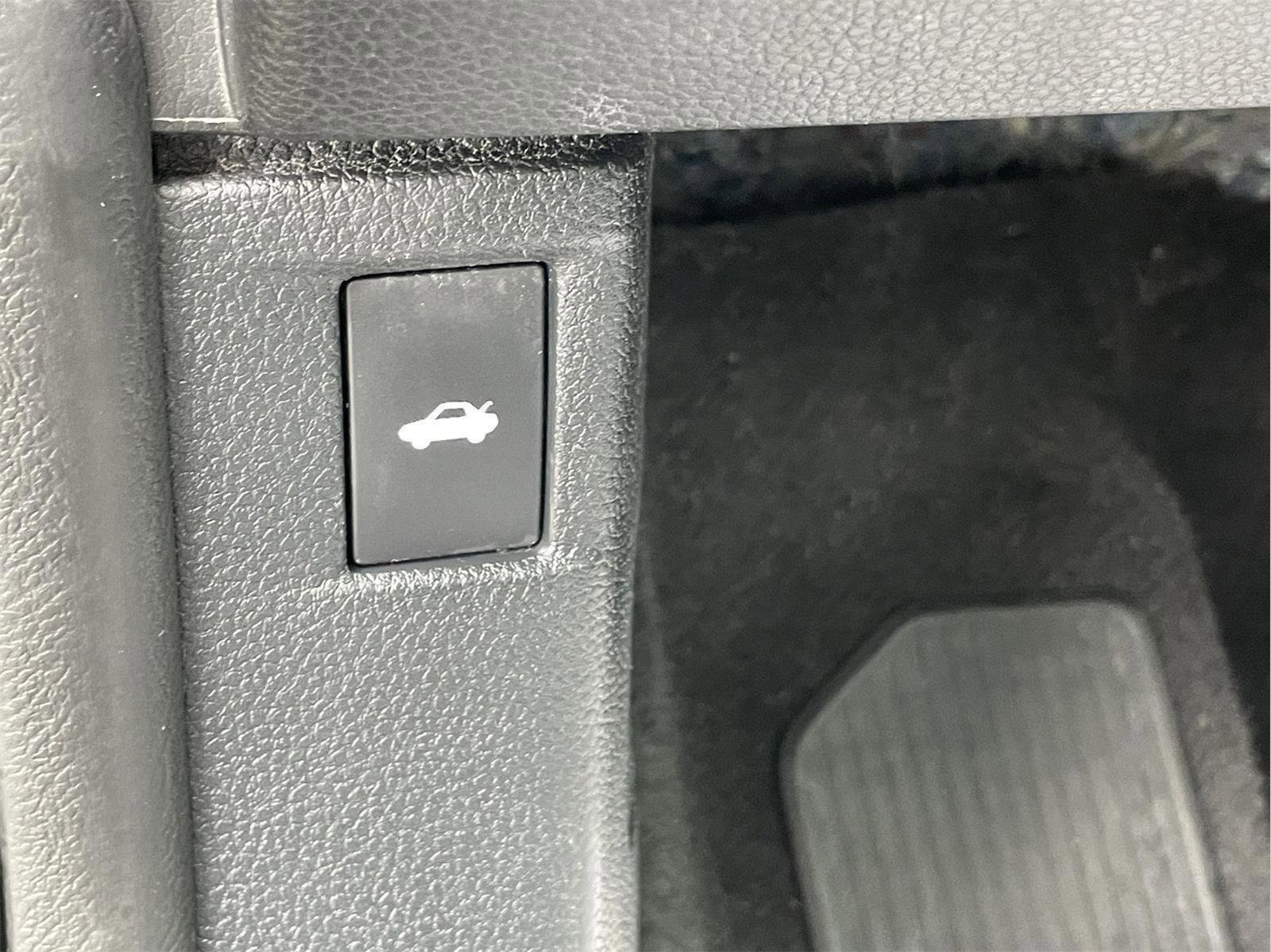 Used 2023 Honda Accord LX image 23