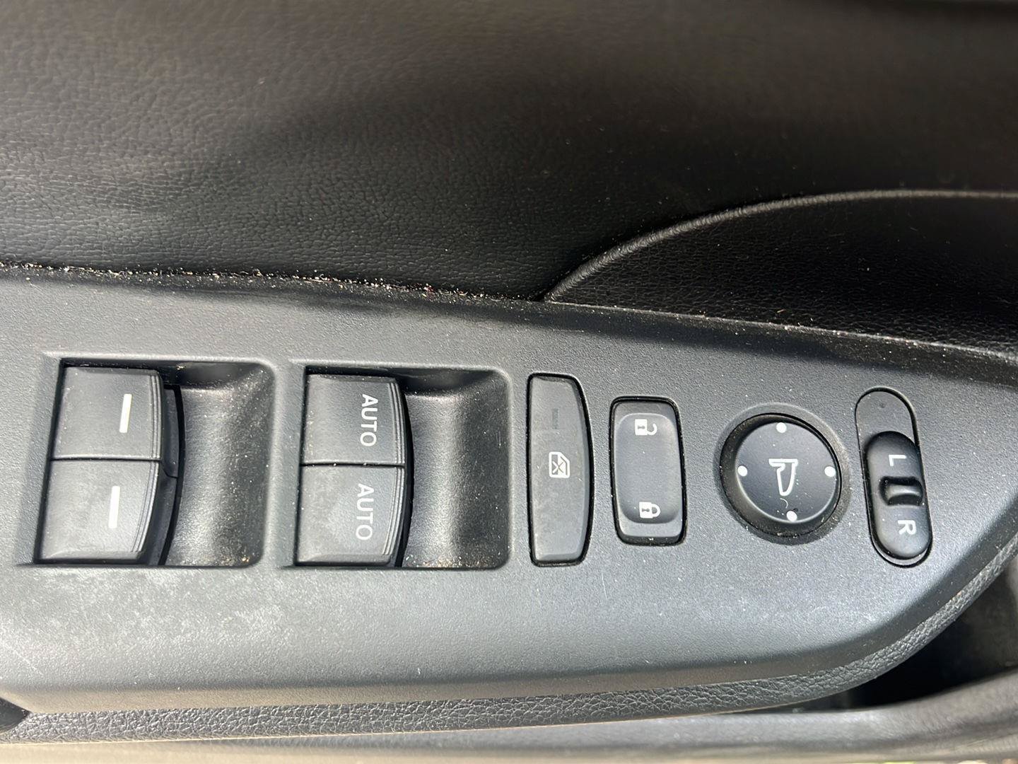 Used 2018 Honda Civic Sport Touring image 6